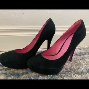 Black Suede Platform Pumps